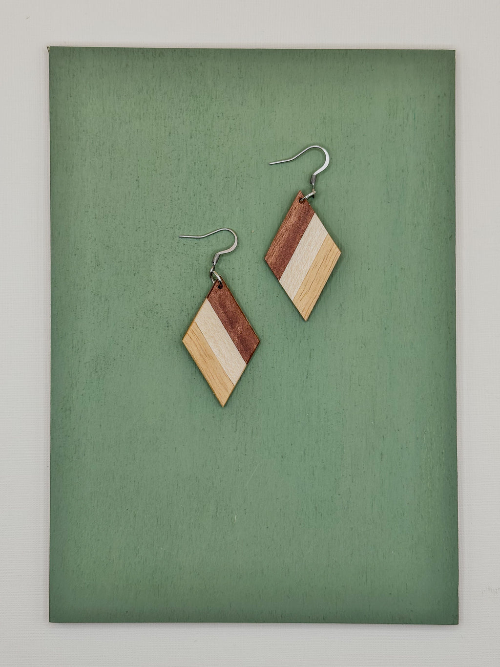 Small 3 Panel Diamond - Light Variant