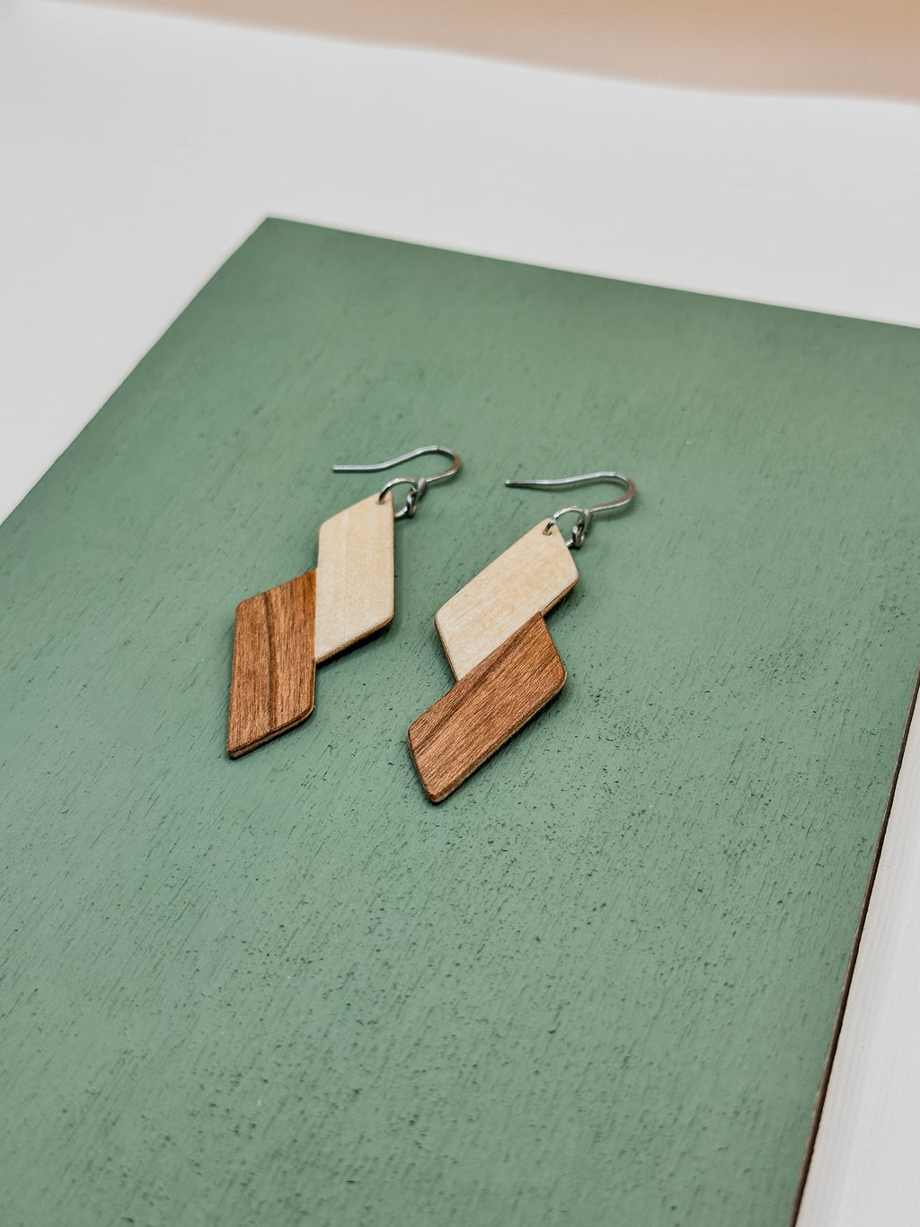 Cascades - Cherry And Maple