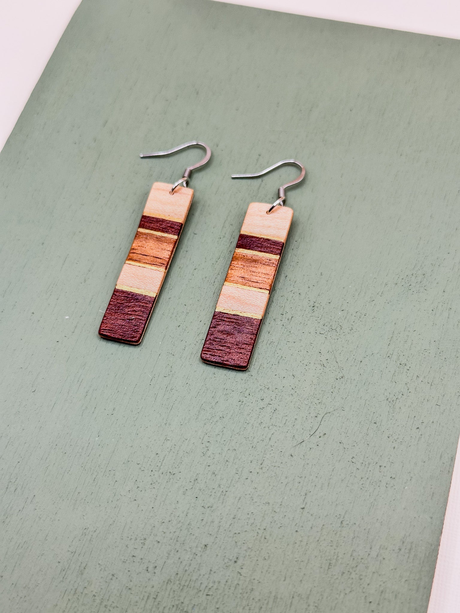 Drops - Striped with Gold Highlights