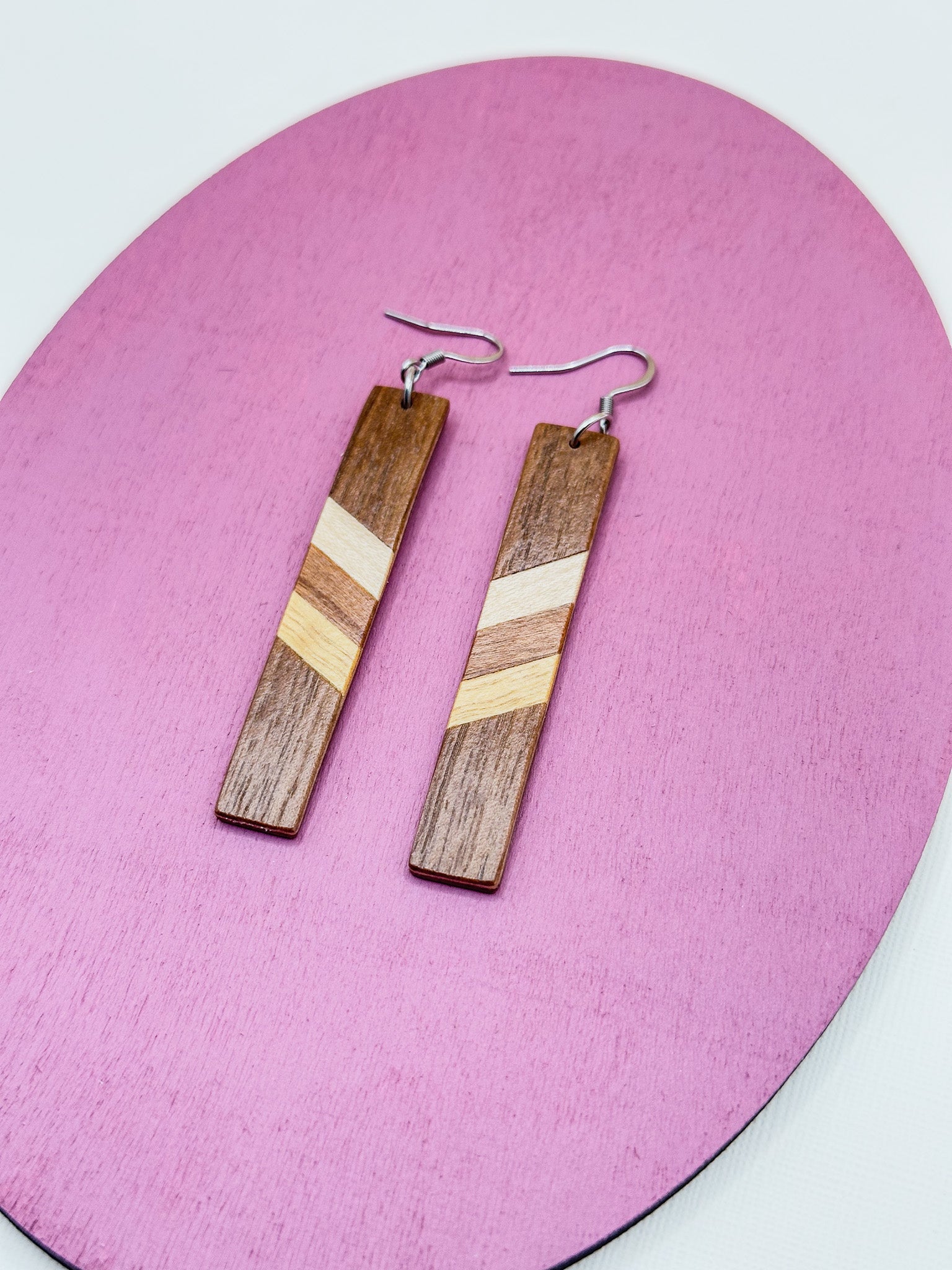 Drops - Walnut with Tricolor Waterfall